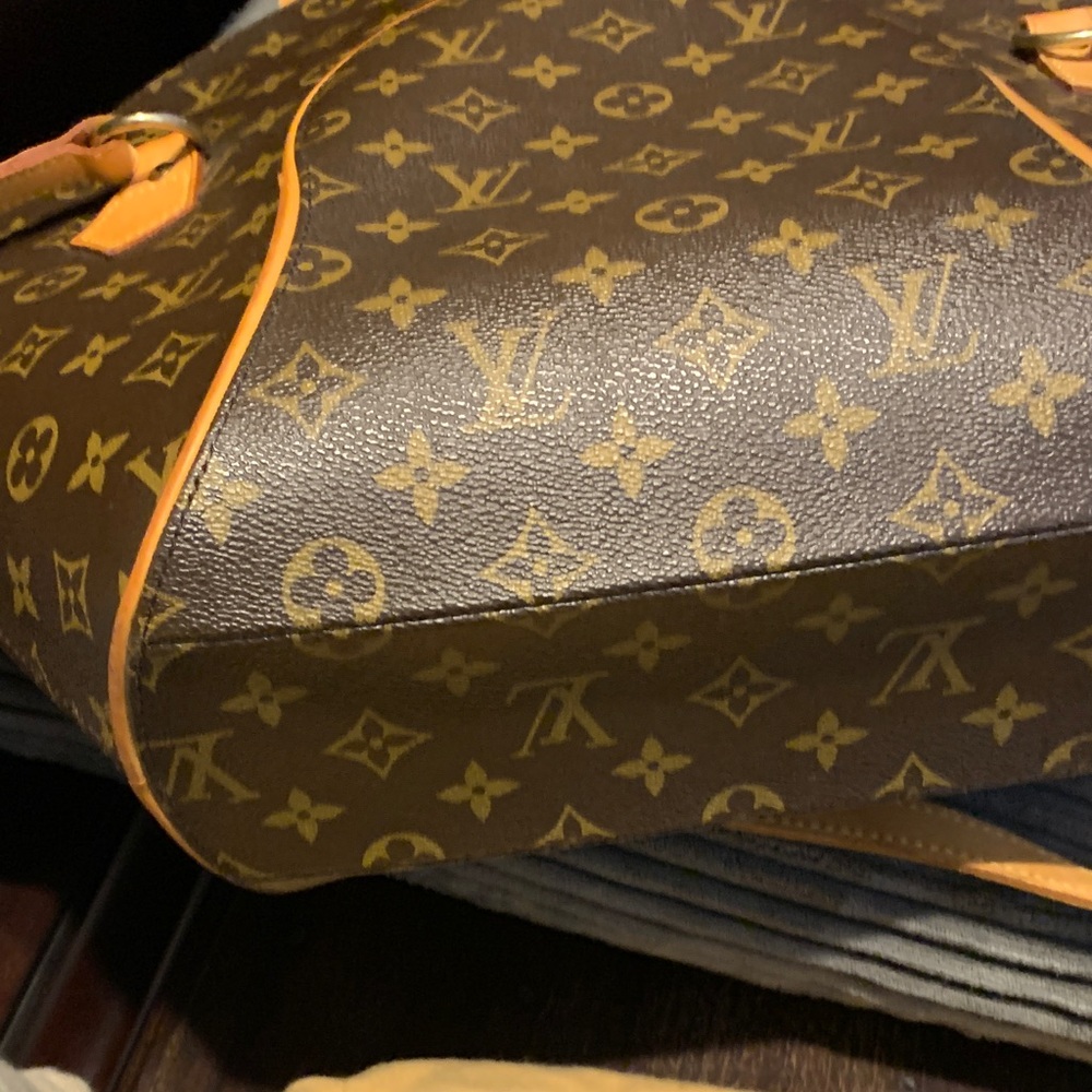 Louis Vuitton Monogram Brown Shoulder Bag - Picture 6 of 8